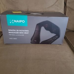 SHIATSU 3D ROTATING MASSAGER WITH HEAT FOR NECK AND SHOLDER